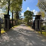 Holidayhouse On Park De Ijsvogel Swimmingpool Restaurant&holiday Facilities Appartement